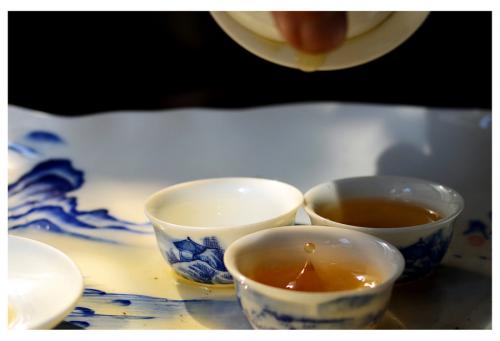 茶人茶生活,苦乐悠然中 茶人茶生活,苦乐悠然中